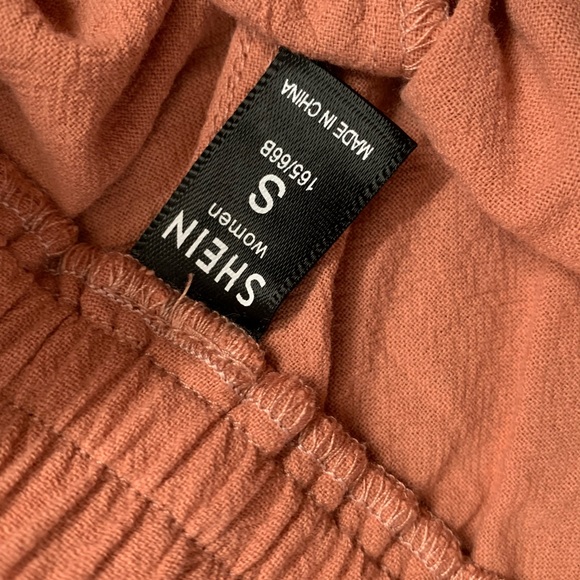 Shorts - Picture 3 of 3